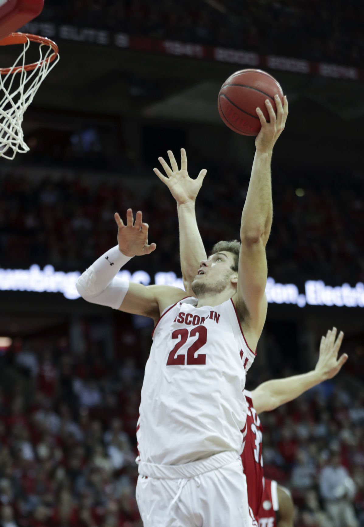 Badgers 79, Wolfpack 75